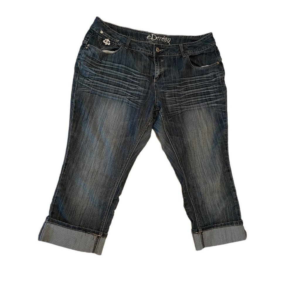DEREON Beyonce Dark Wash Capri Stretch Women’s Size 22